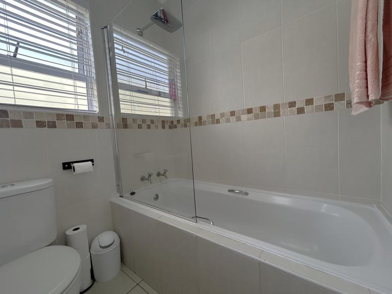 2 Bedroom Property for Sale in Costa Da Gama Western Cape